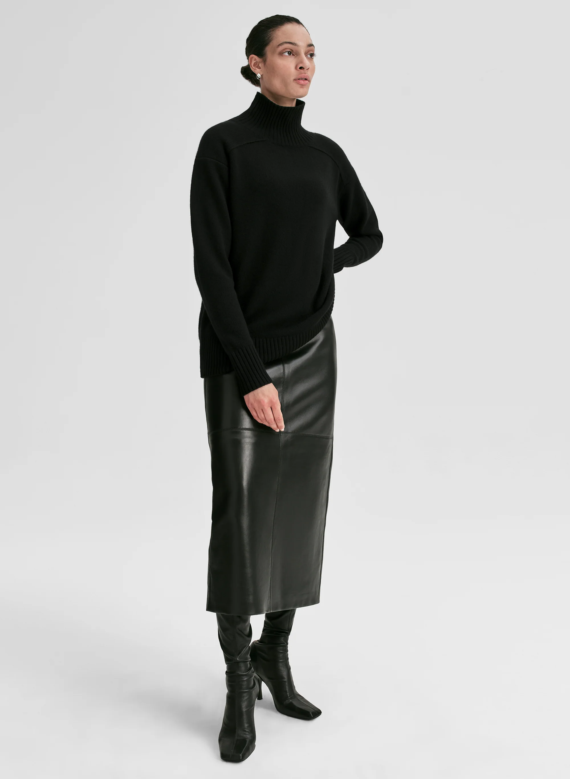 Archie Cashmere Turtleneck Sweater - Image 3