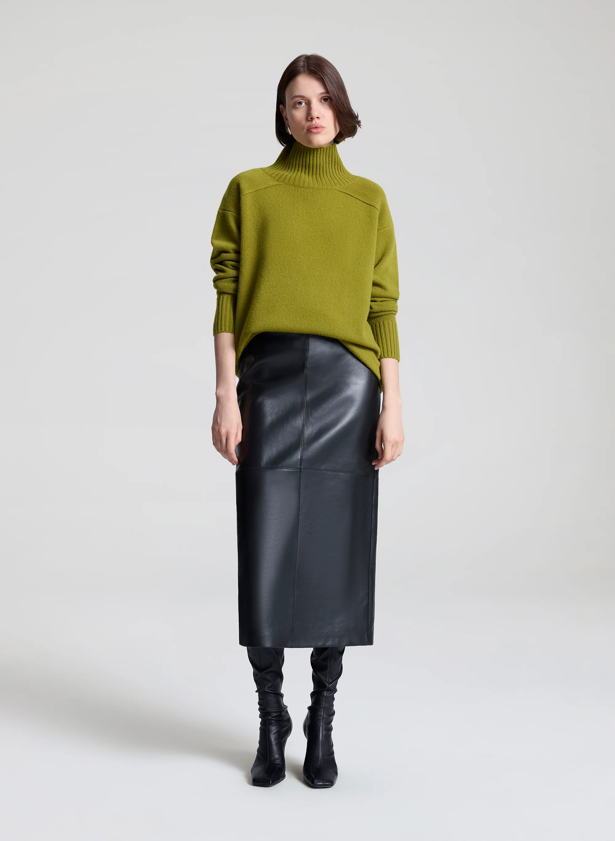 Archie Cashmere Turtleneck Sweater - Image 3
