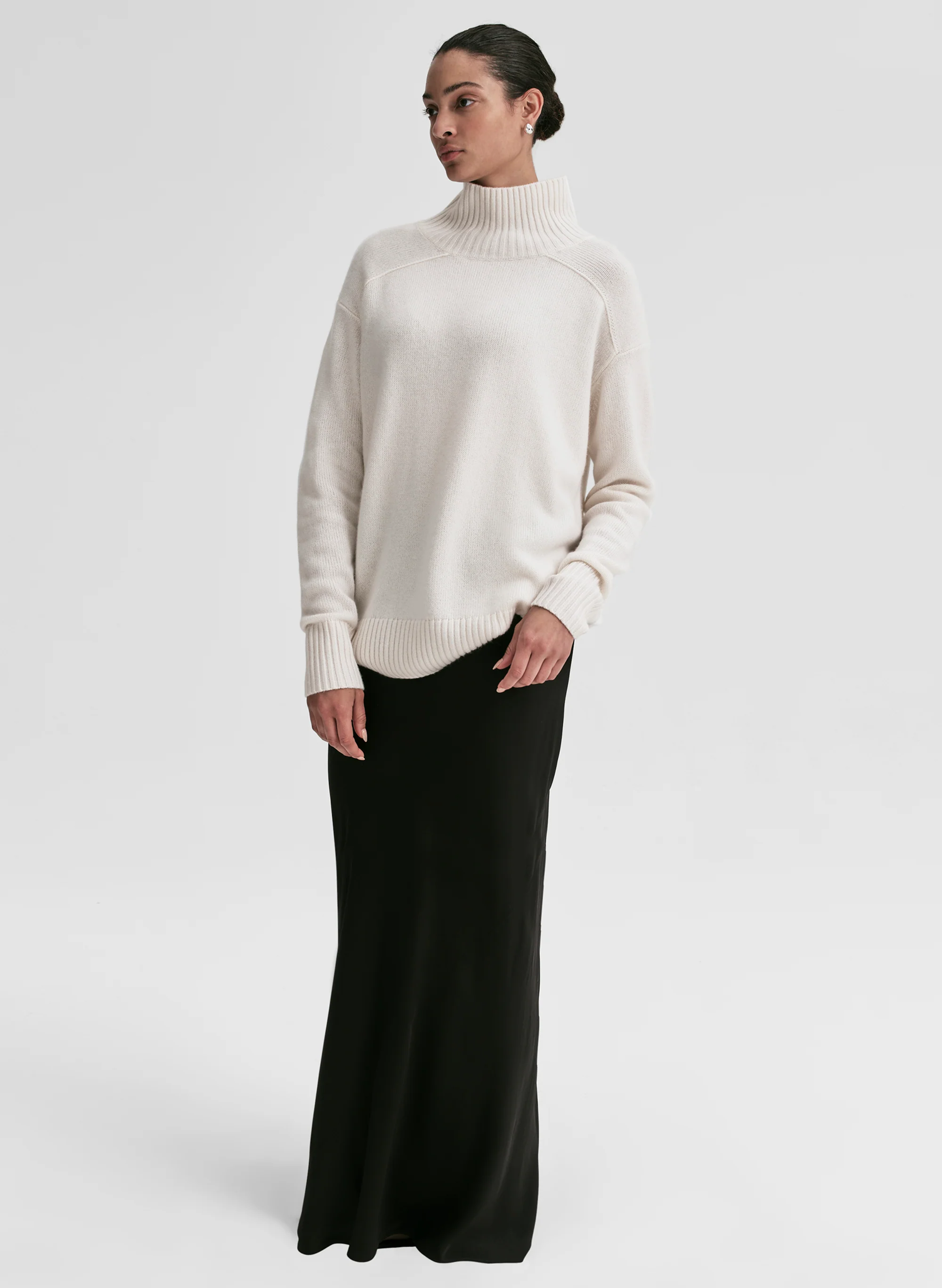 Archie Cashmere Turtleneck Sweater - Image 4