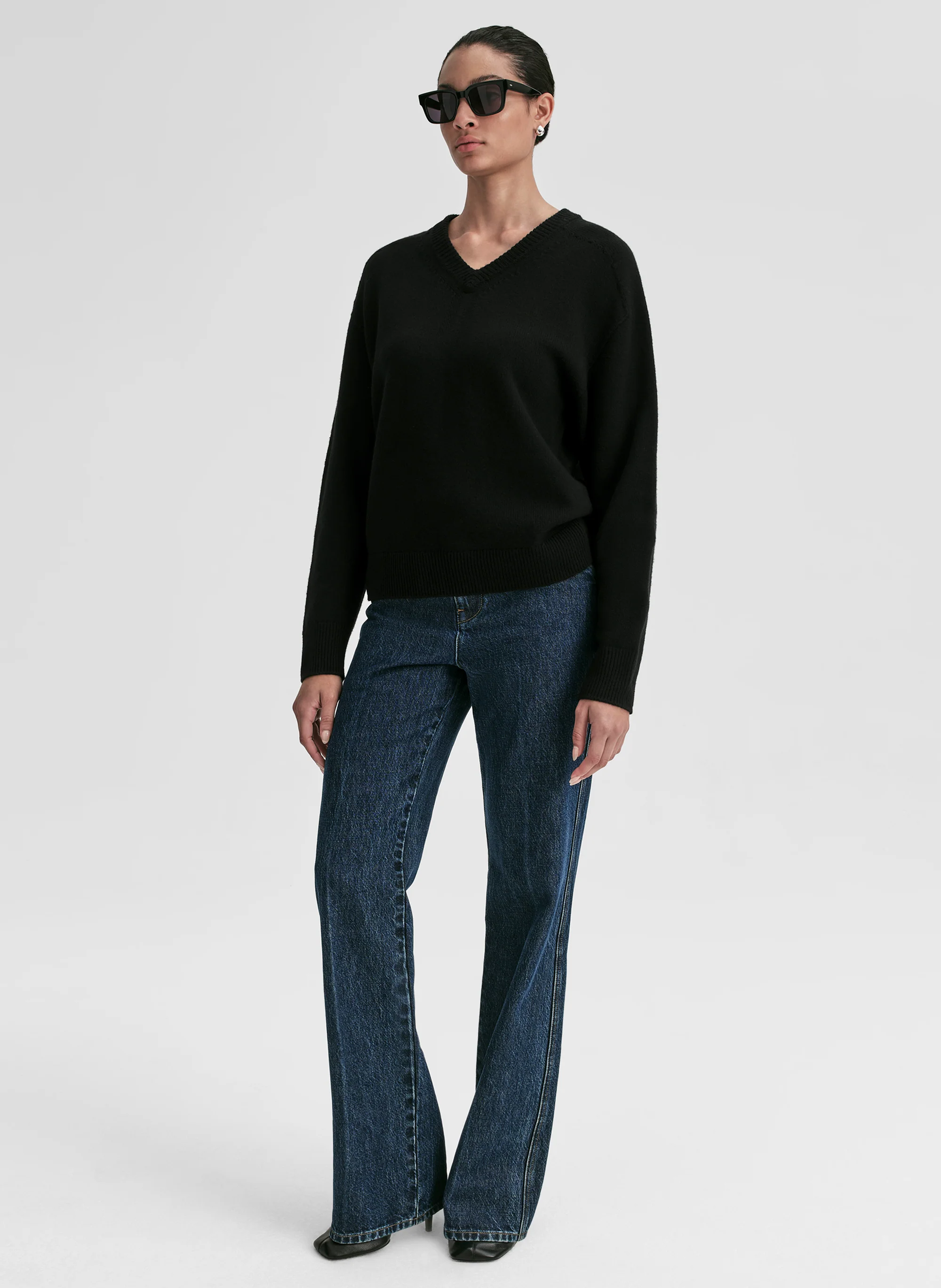 Calven Cashmere V Neck Sweater - Image 4
