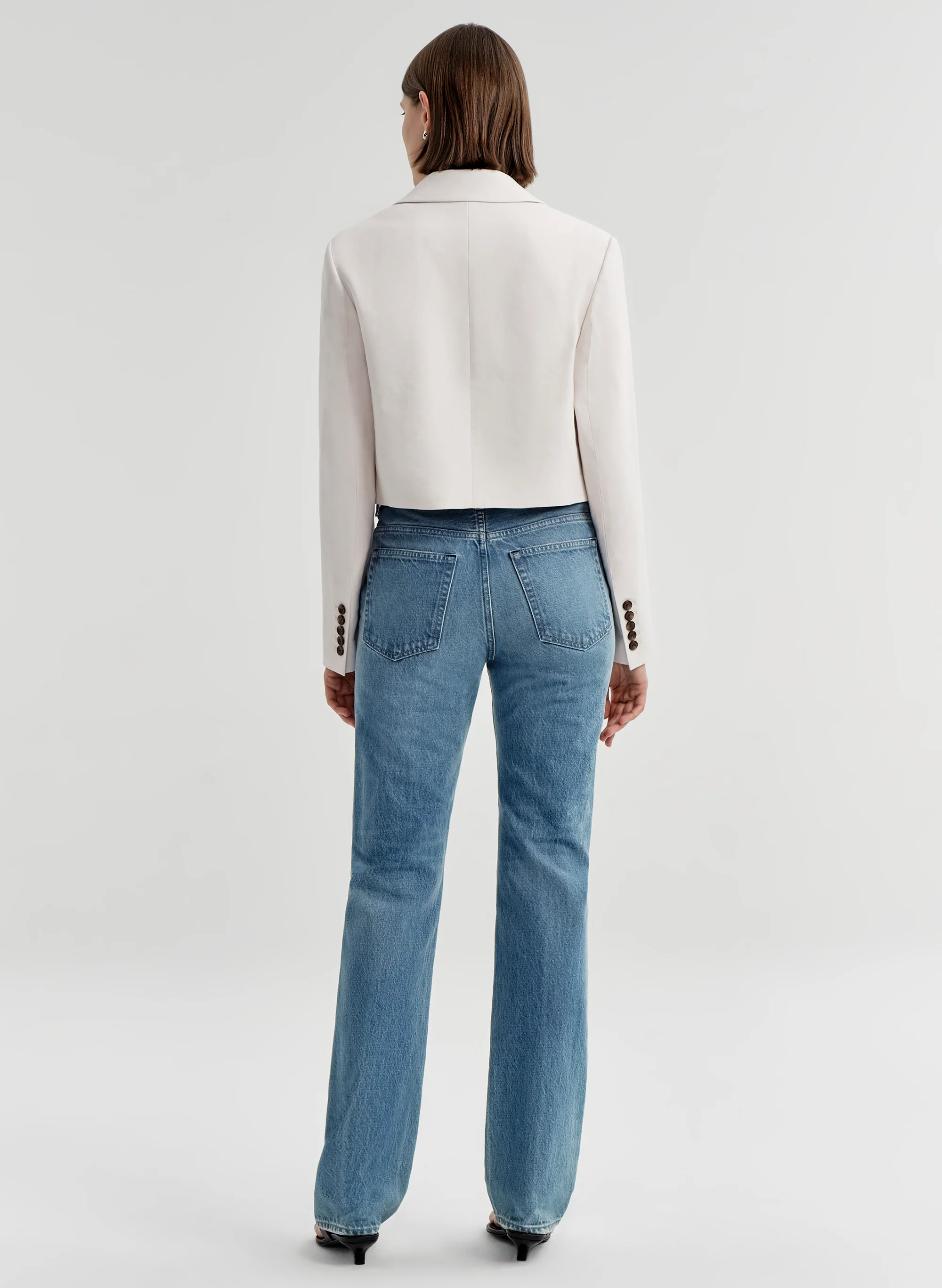 Cam Cropped Linen Jacket - Image 5