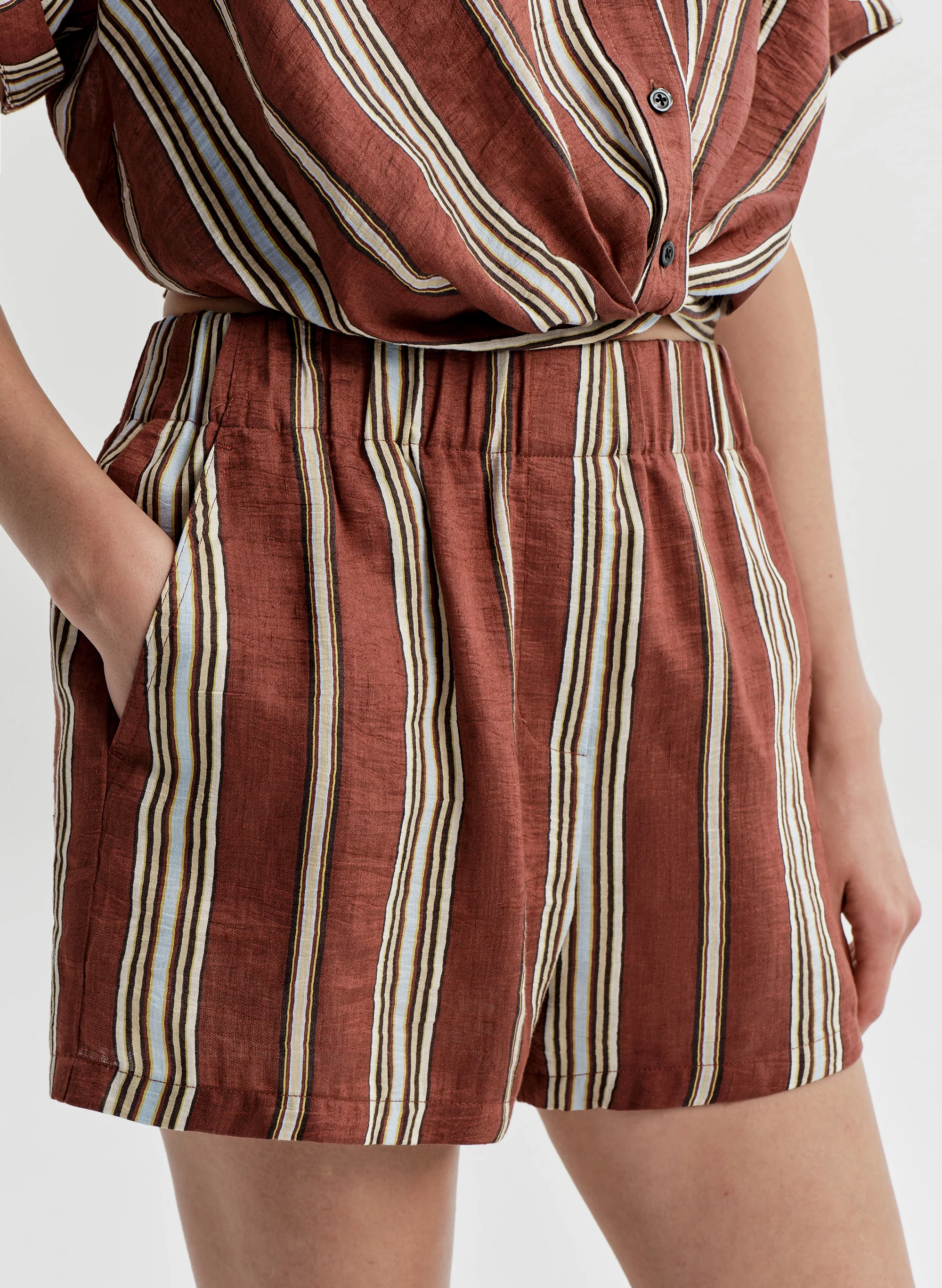 Casey Striped Linen Short - Image 2