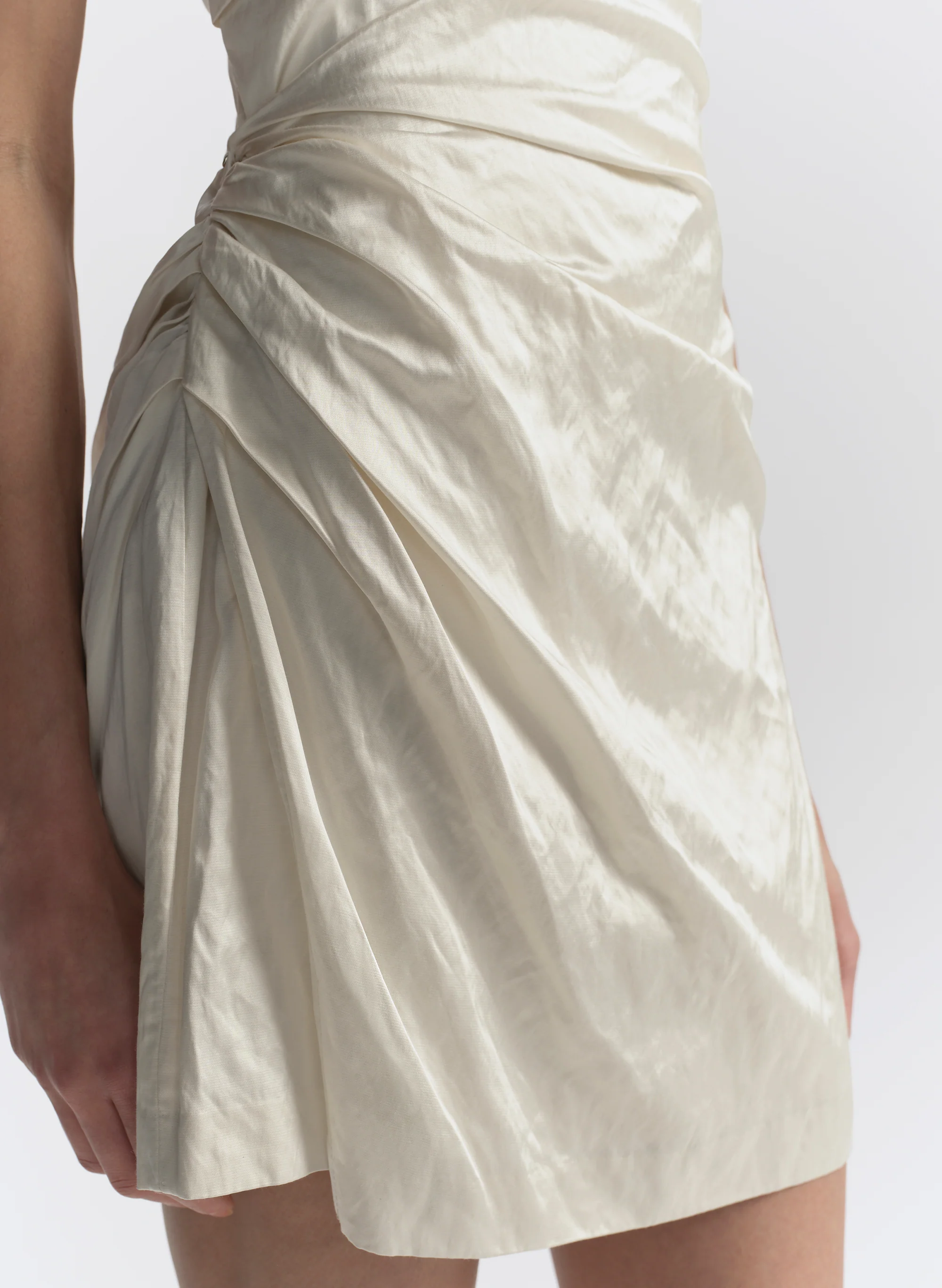 Evie Strapless Satin Mini Dress - Image 3