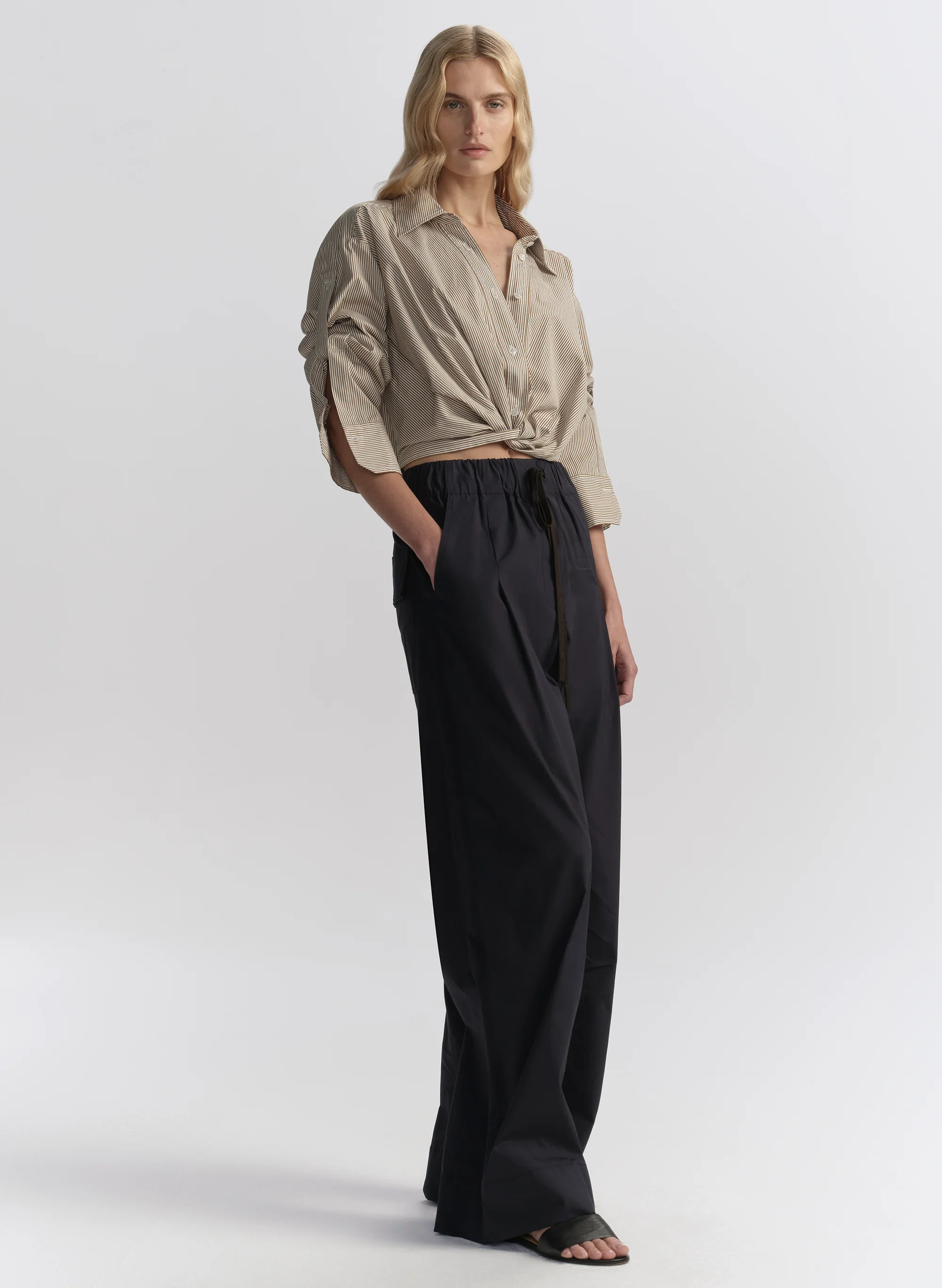 Leo Cropped Cotton Shirt - Image 4