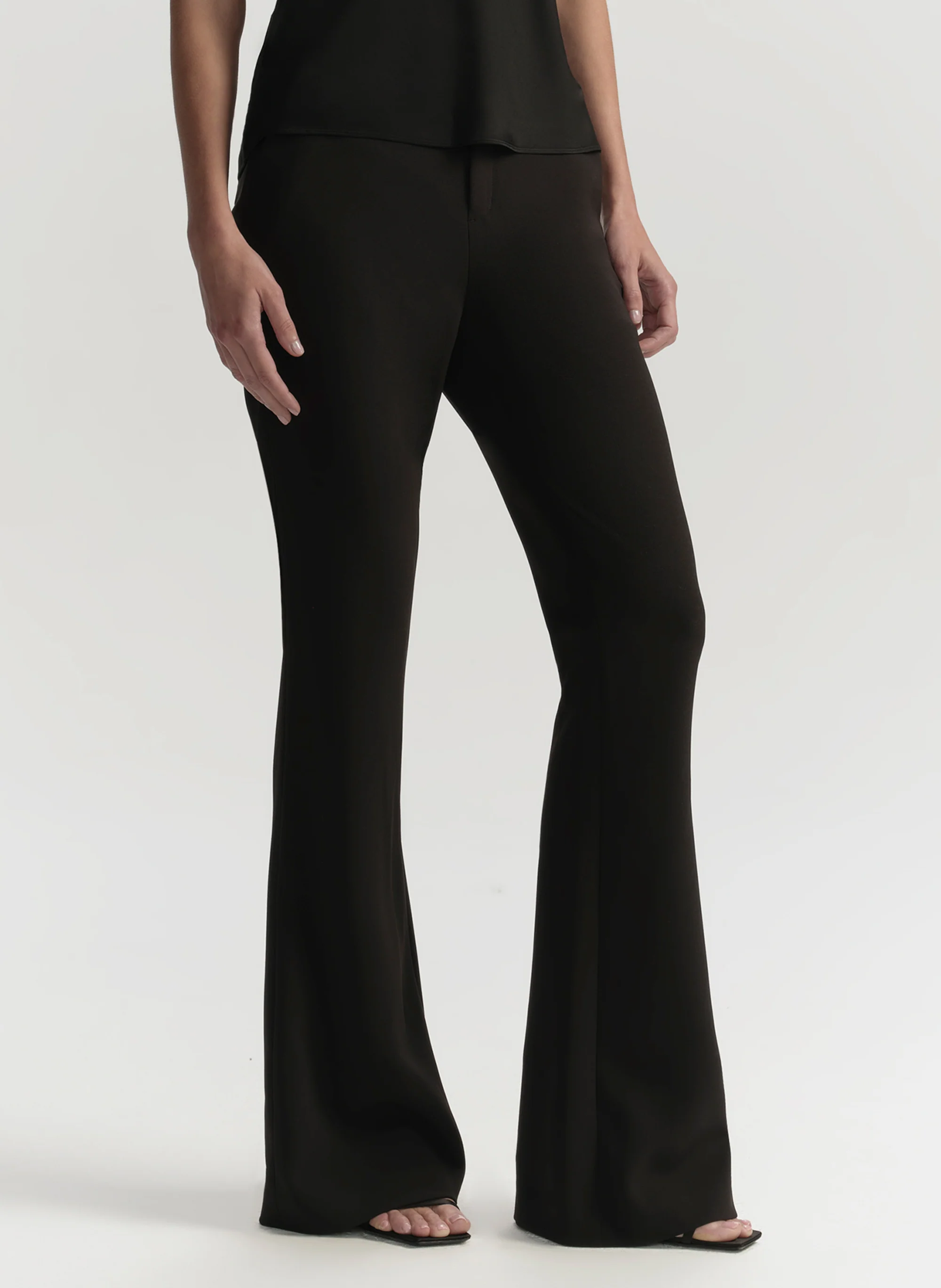 Sophie Stretch Crepe Pant - Image 3