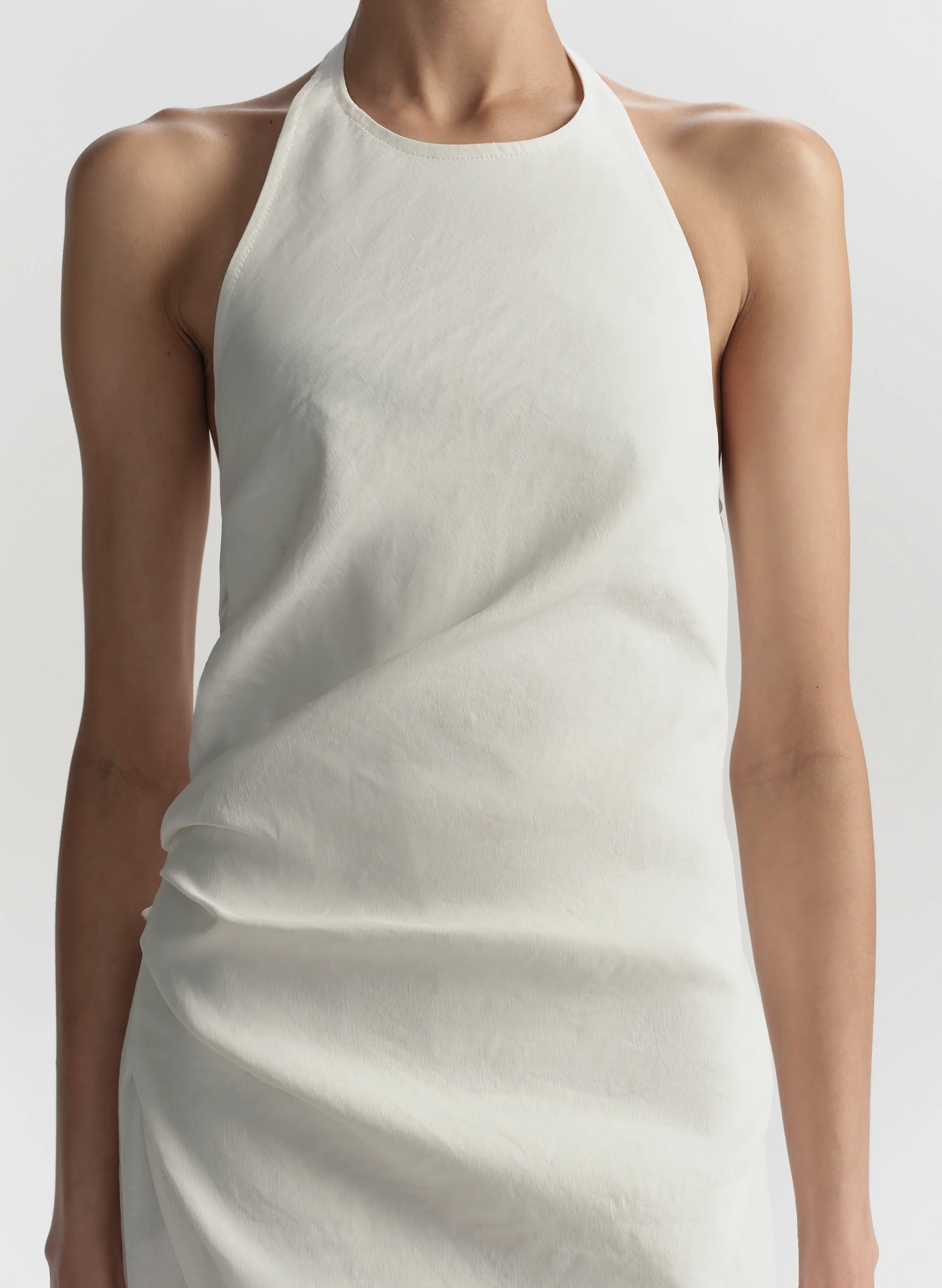 Sylvie Linen Midi Halter Dress - Image 2